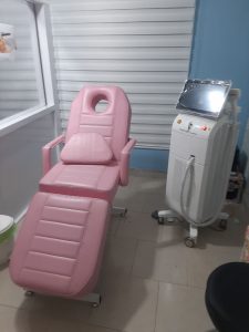 تعمیر تخصصی دستگاه لیزر زیبایی در مشهد و سراسر کشور در کمتر از ۴۸ ساعت | تضمین کیفیت و اصالت قطعات 6 تعمیر تخصصی دستگاه لیزر